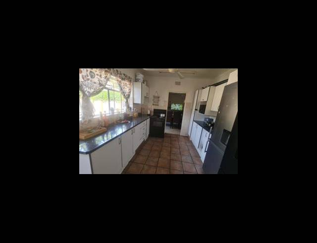 3 BEDROOM HOUSE FOR SALE IN BO-DORP